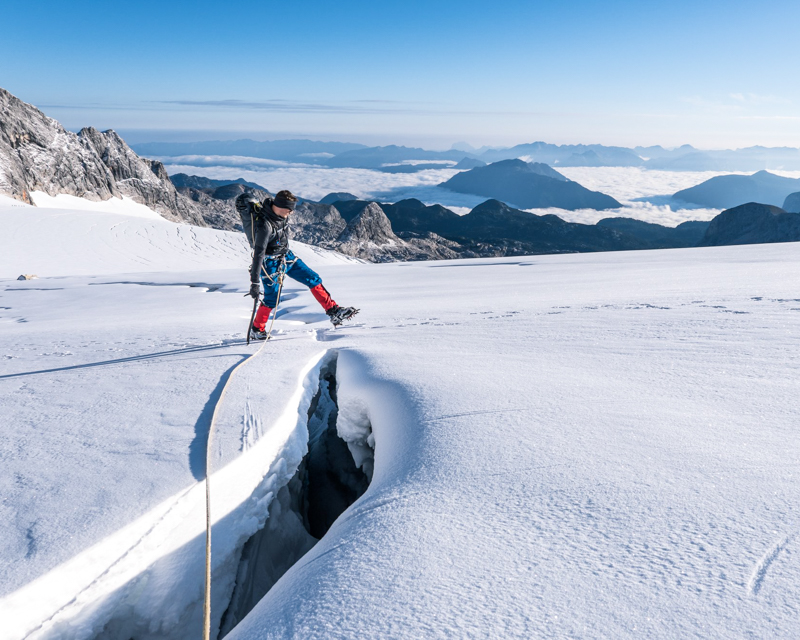 Intensivkurs Spaltenbergung am Dachstein – 1 Tag Training für Hochtouren | Alpinschule Bergpuls©Bergführer Rene Guhl-13